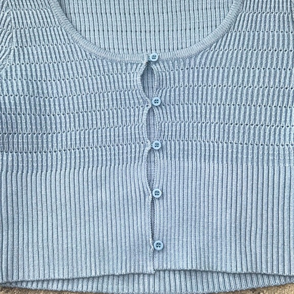 Pacsun L.A. Hearts Cropped Sweater - Picture 3 of 4